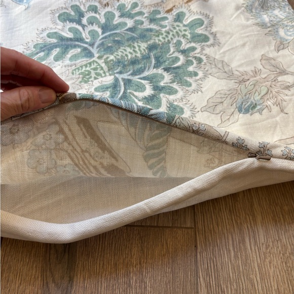 Linen Floral Pillow Cover 22 inches Square Handmade - Picture 4 of 7